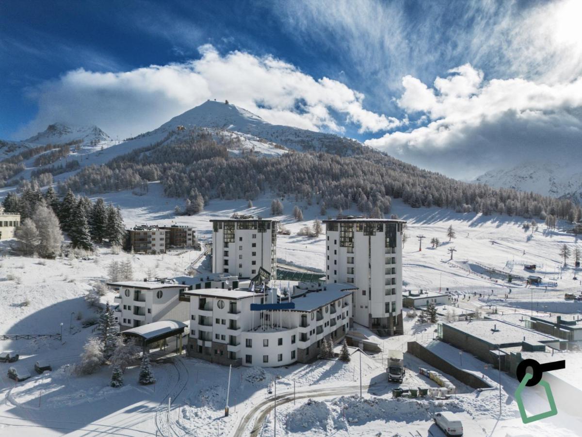 Hotiday Hotel Sestriere Exterior foto