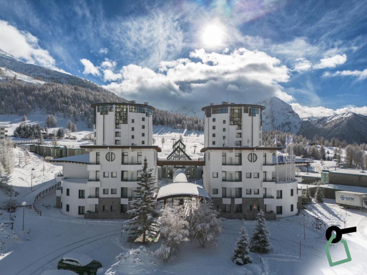 Hotiday Hotel Sestriere Exterior foto