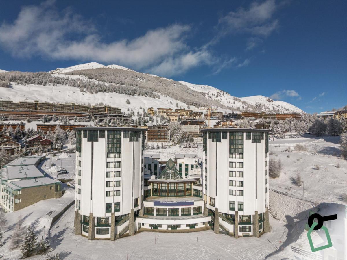 Hotiday Hotel Sestriere Exterior foto